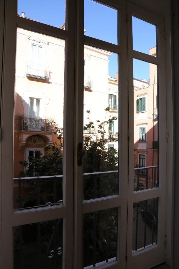 Palazzo Luciani 2* Salerno